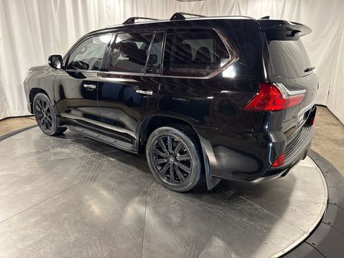 Used 2018 Lexus LX 570 4WD w/ Luxury Package image 7