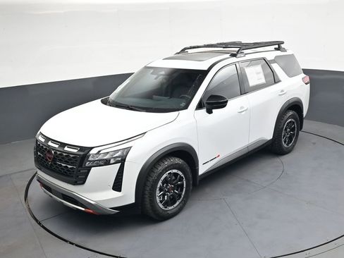 New 2026 Nissan Pathfinder Rock Creek AWD/4WD image 36