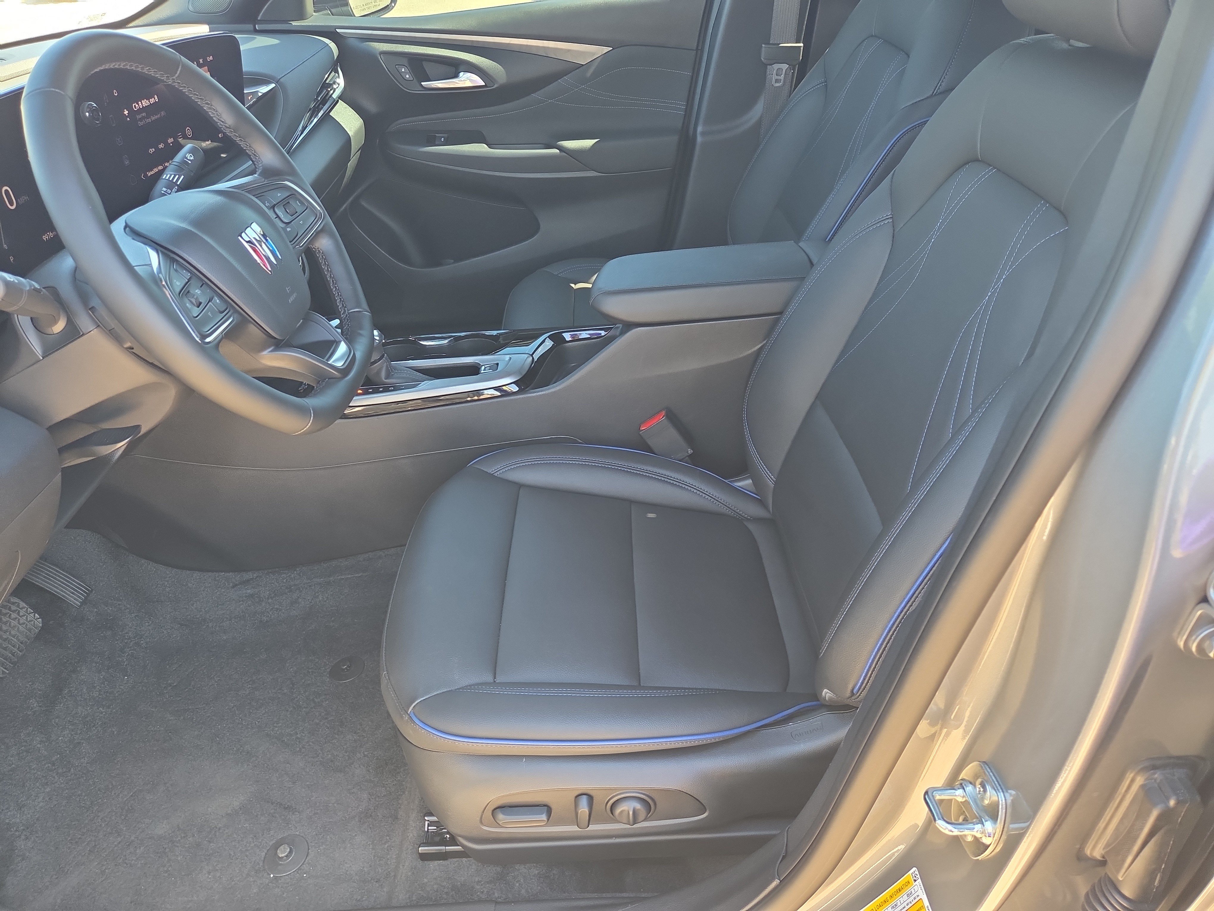 Used 2026 Buick Envista Sport Touring w/ Convenience I Package FWD image 5
