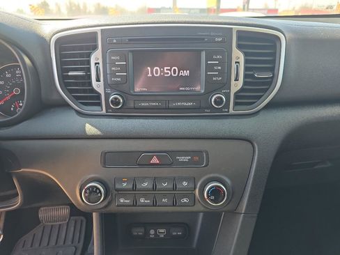 Used 2017 Kia Sportage LX w/ Paint Protection Package image 16