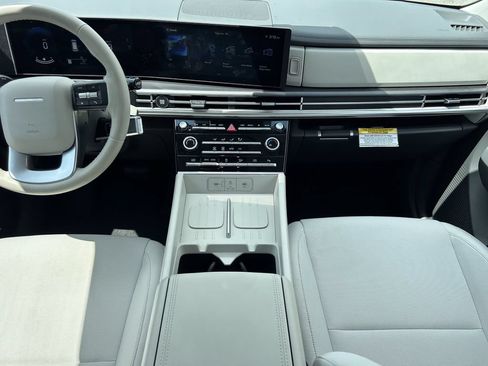 New 2026 Hyundai Santa Fe SE FWD image 18