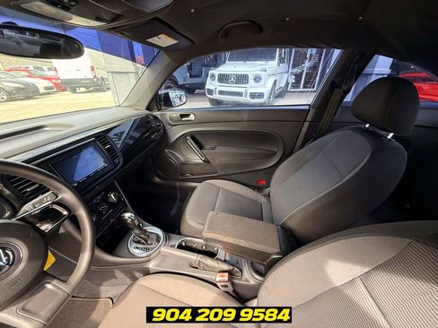 Used 2014 Volkswagen Beetle 2.5 FWD image 18