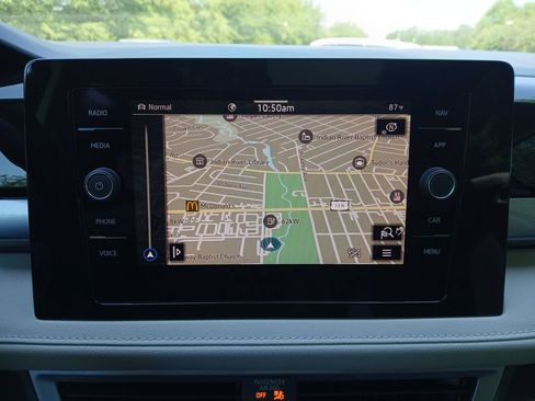 New 2026 Volkswagen Taos SEL AWD/4WD image 19