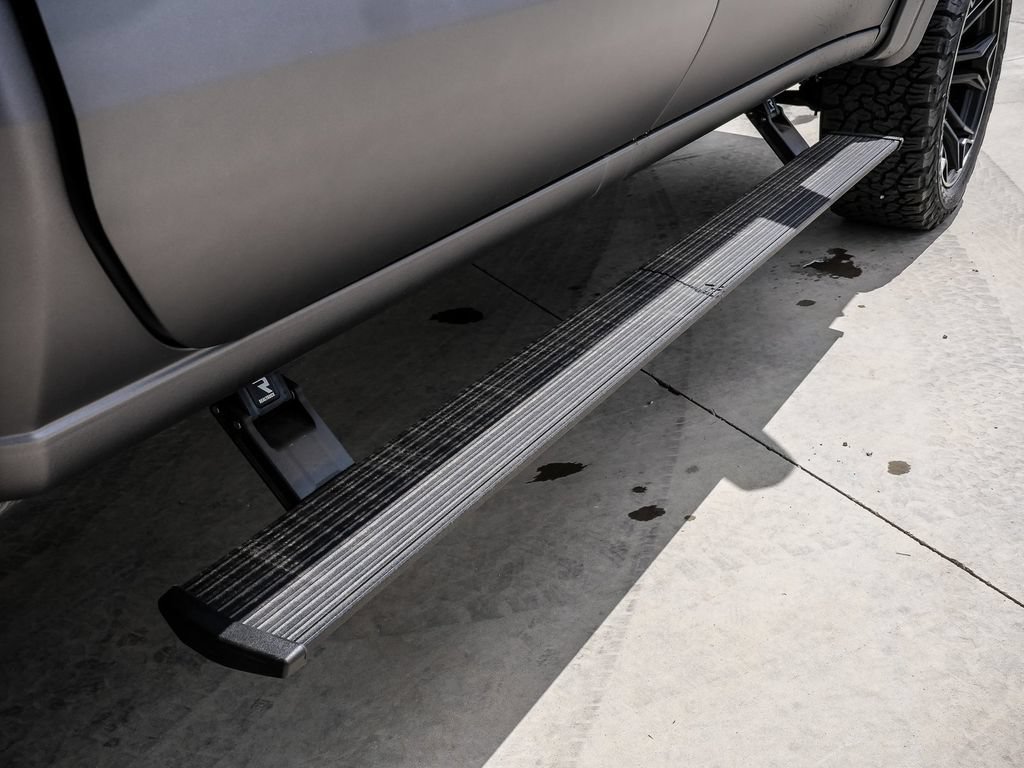 New 2026 Chevrolet Silverado 1500 RST AWD/4WD image 14