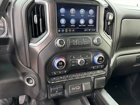 Used 2021 GMC Sierra 1500 AT4 w/ AT4 Premium Package AWD/4WD image 6