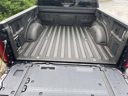 Used 2024 Ford F150 Platinum w/ Equipment Group 702A High AWD/4WD image 40