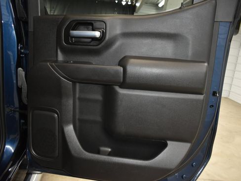 Used 2021 Chevrolet Silverado 1500 Custom w/ LPO, Dark Essentials Package AWD/4WD image 25