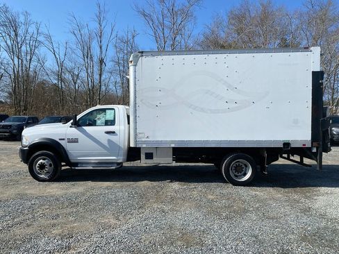 Used 2015 RAM 5500 Tradesman image 9