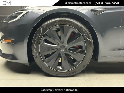 Used 2024 Tesla Model S Plaid image 39