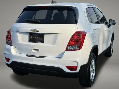 Used 2020 Chevrolet Trax LS w/ Tint and Cruise Package image 5