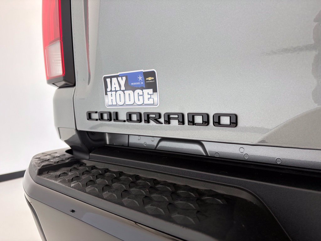 New 2026 Chevrolet Colorado ZR2 w/ Technology Package AWD/4WD image 40