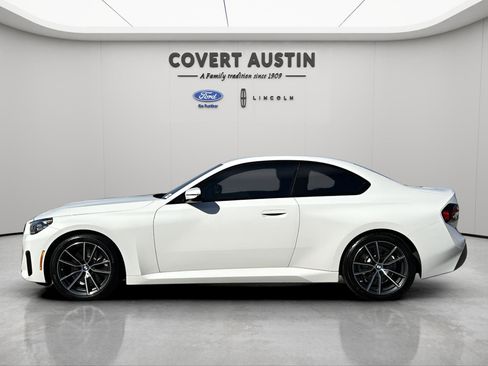 Used 2024 BMW 230i Coupe image 2