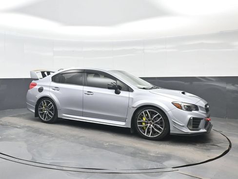 Used 2019 Subaru WRX STI AWD/4WD image 8