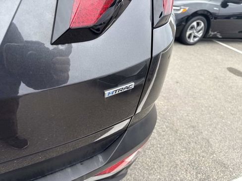 Certified 2023 Hyundai Tucson SE image 6