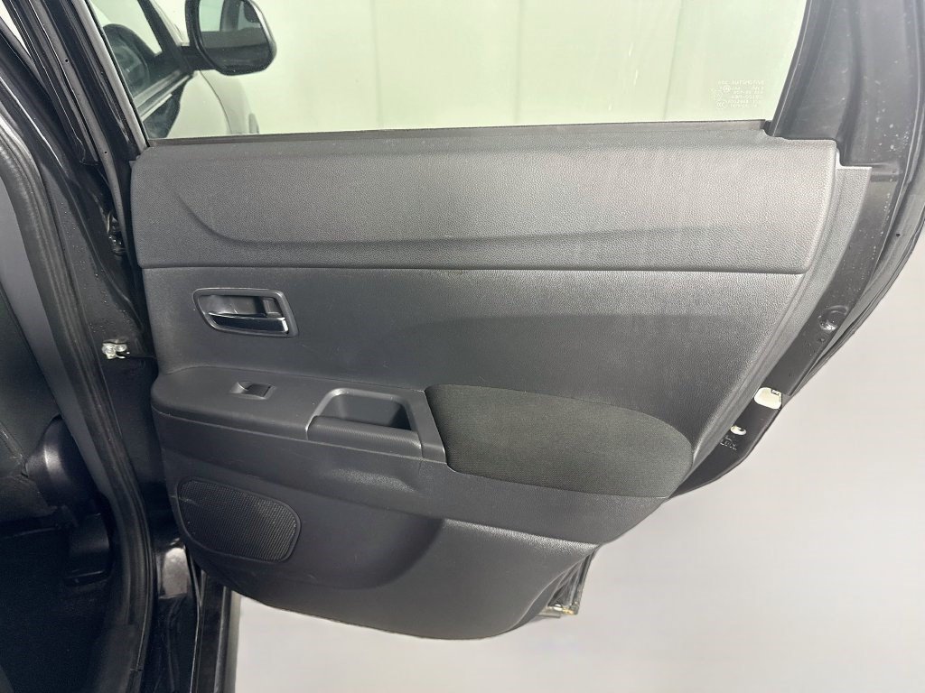 Used 2024 Mitsubishi Outlander Sport AWD image 26