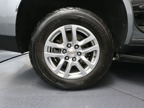 Used 2024 Chevrolet Tahoe LT w/ Luxury Package image 17