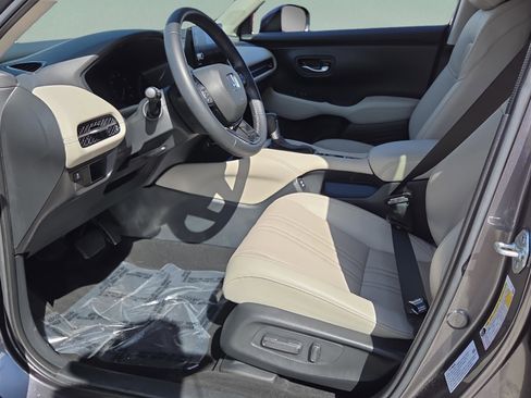 Certified 2025 Honda HR-V EX-L image 9