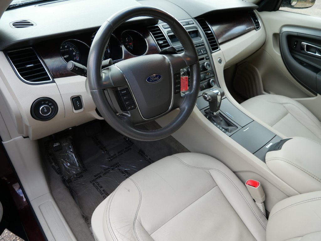 Used 2010 Ford Taurus SEL AWD/4WD image 3