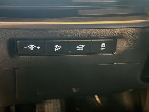 Used 2025 Kia Telluride S AWD/4WD image 17