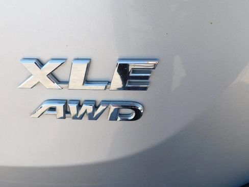 Used 2014 Toyota RAV4 XLE image 30