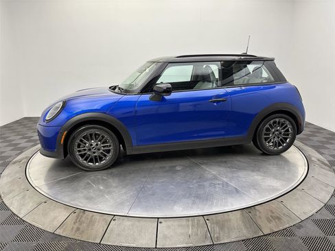 Used 2025 MINI Cooper S image 16