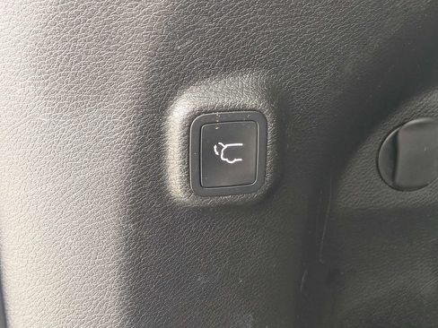 Used 2022 Jeep Cherokee Latitude Lux FWD image 13