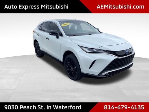 Used 2023 Toyota Venza Nightshade image 1