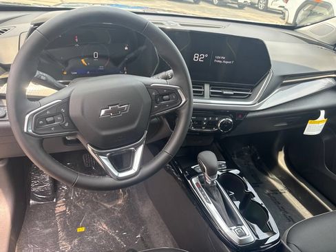 New 2026 Chevrolet Trax ACTIV w/ Driver Confidence Package FWD image 11