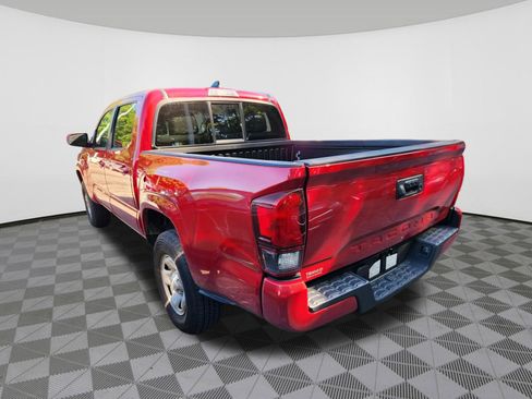 Used 2022 Toyota Tacoma SR w/ SR Convenience Package RWD image 3