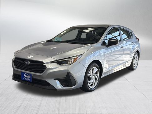 Certified 2025 Subaru Impreza 2.0i w/ Popular Package #1A image 3