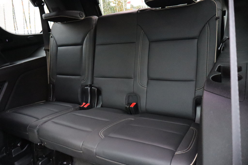 Used 2023 Chevrolet Tahoe Premier AWD/4WD image 28