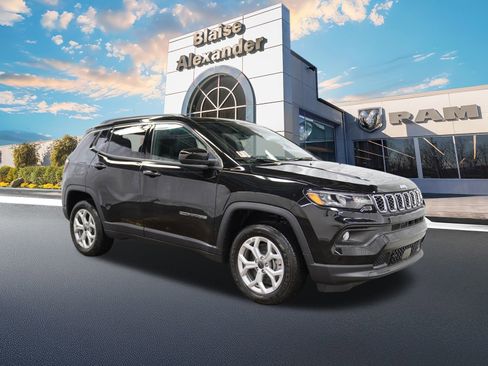 New 2025 Jeep Compass Latitude w/ Sun & Sound Group image 1