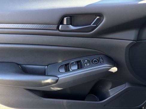 Certified 2025 Nissan Altima 2.5 S image 18