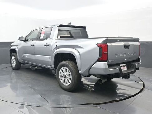 New 2026 Toyota Tacoma SR5 image 3