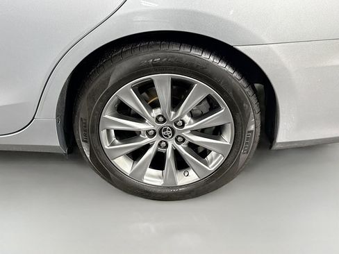 Used 2017 Toyota Camry XLE FWD image 37