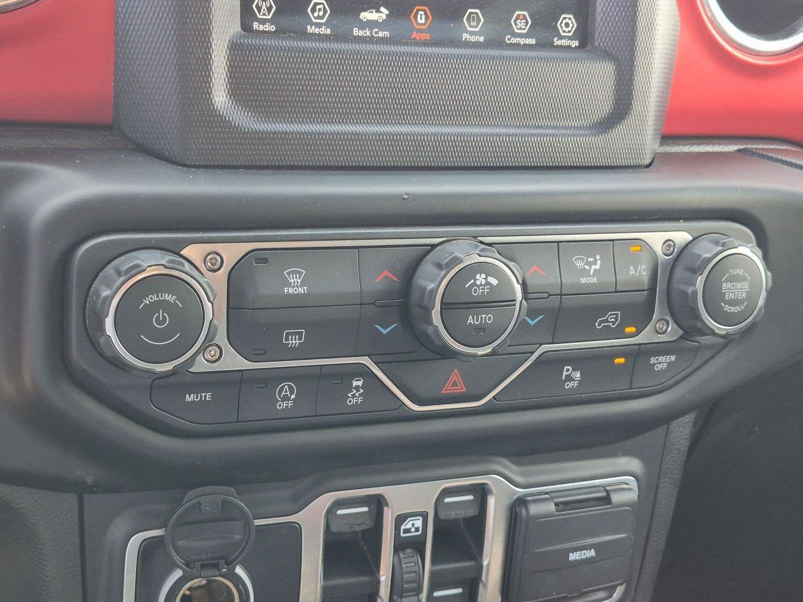 Used 2020 Jeep Gladiator Rubicon w/ LED Lighting Group AWD/4WD image 30