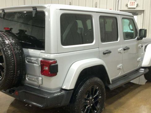 Used 2022 Jeep Wrangler Unlimited Sahara w/ Cold Weather Group image 4