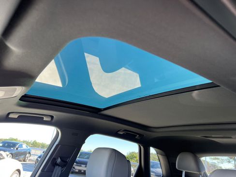 Used 2025 Audi Q3 2.0T Premium w/ Convenience Package image 33