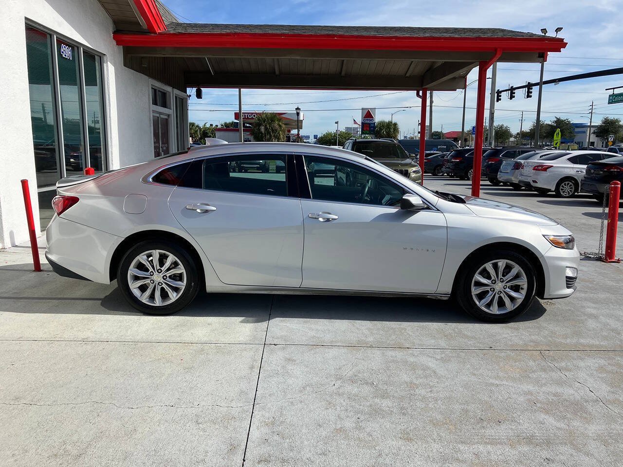 Used 2019 Chevrolet Malibu LT FWD image 4