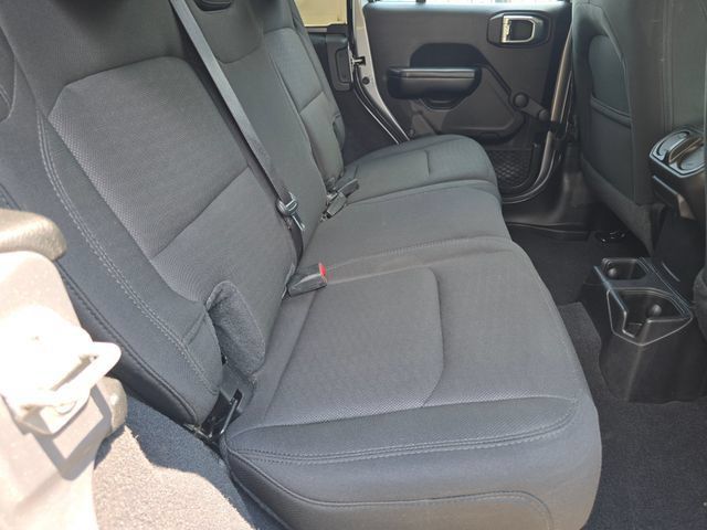 Used 2020 Jeep Wrangler Unlimited Sport AWD/4WD image 28