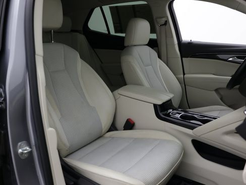 Used 2021 Buick Envision Preferred FWD image 40