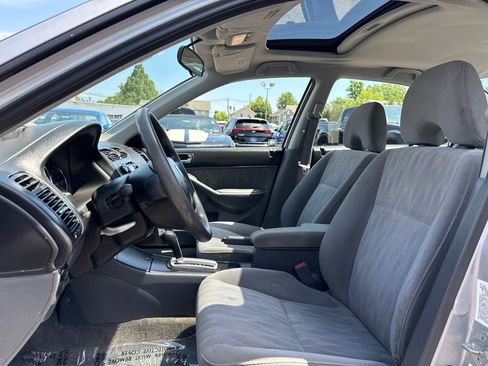 Used 2005 Honda Civic EX image 12