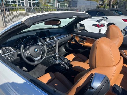 Used 2018 BMW 430i xDrive Convertible image 15