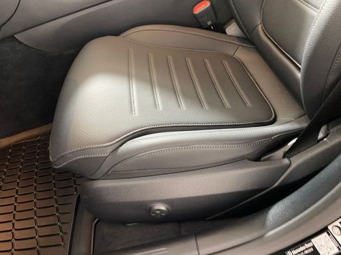 New 2026 Mercedes-Benz C 300 C 300 image 13