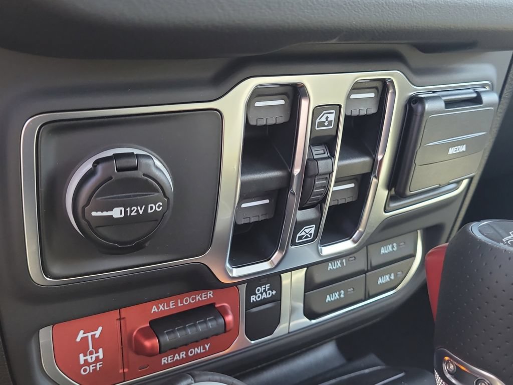 New 2026 Jeep Gladiator Mojave AWD/4WD image 28