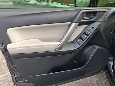 Used 2018 Subaru Forester 2.5i Limited w/ Popular Package #2 image 12