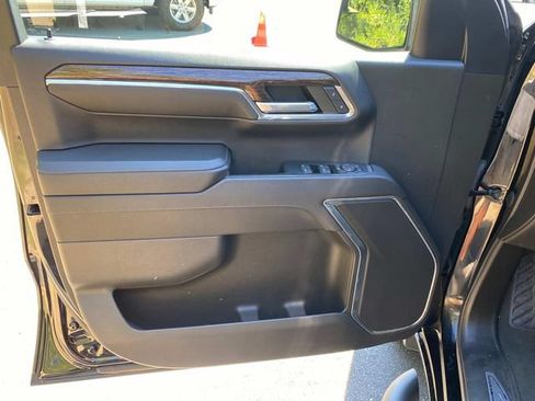 Used 2023 GMC Sierra 1500 Elevation AWD/4WD image 12