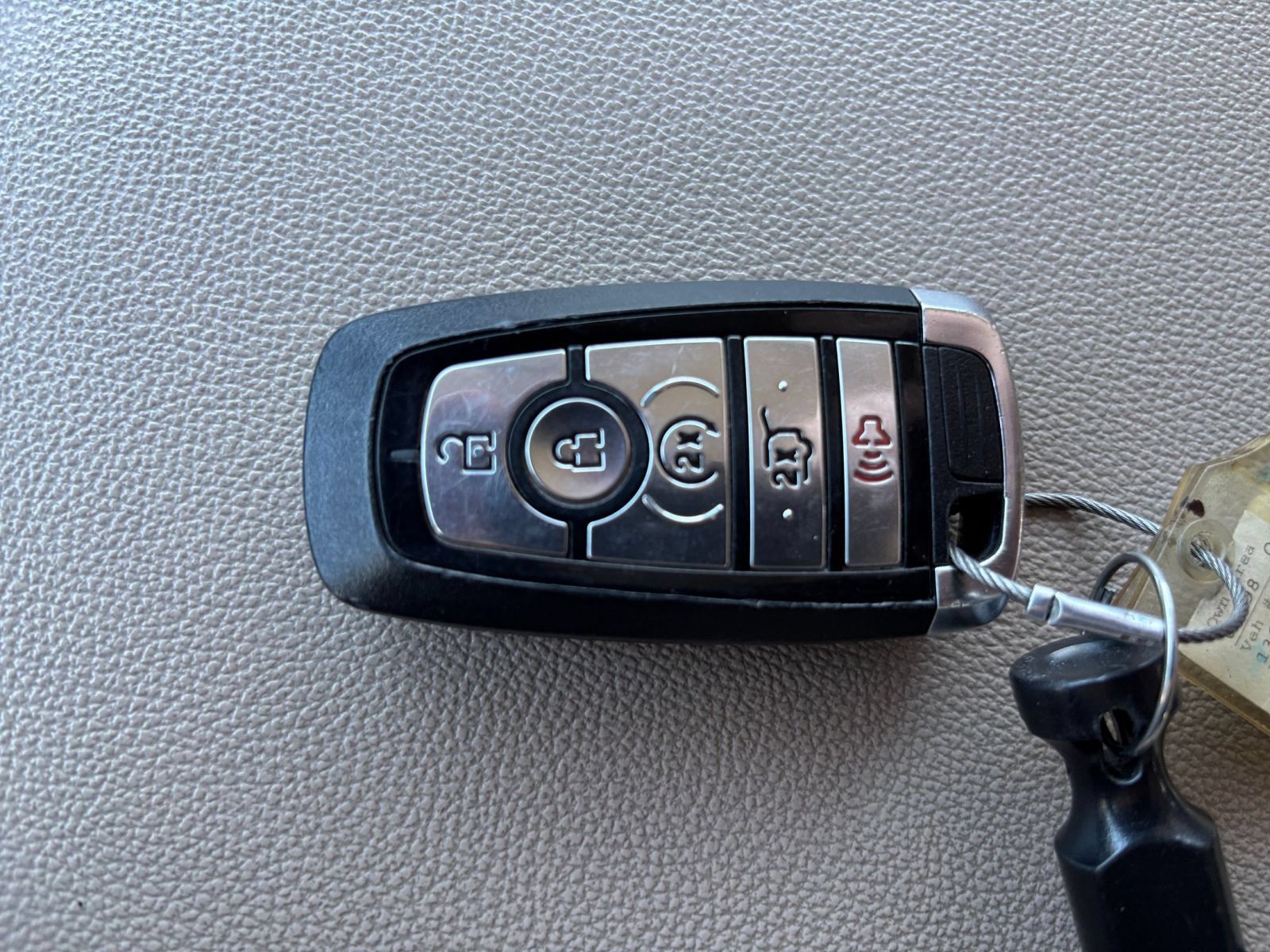 Used 2024 Ford Expedition Limited AWD/4WD image 21