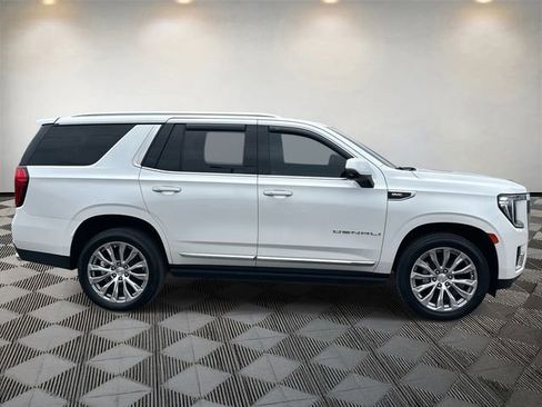 Used 2022 GMC Yukon Denali image 4