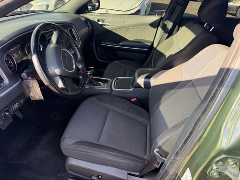 Used 2022 Dodge Charger SXT image 9